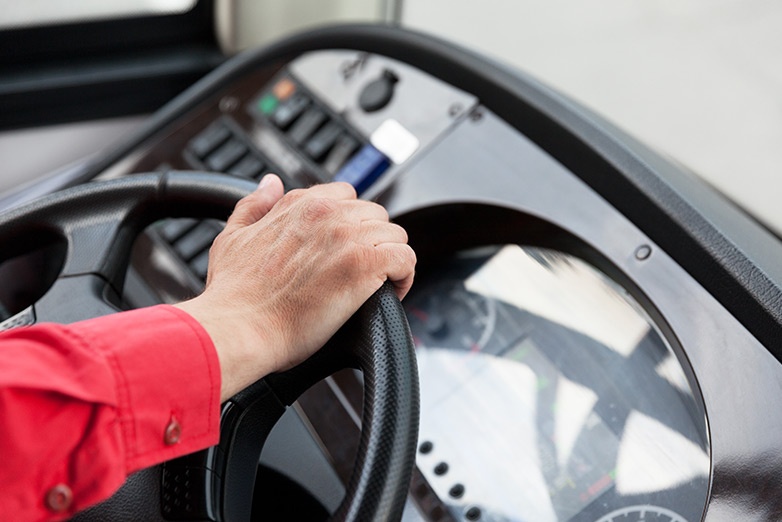 driving safety tips for bus drivers