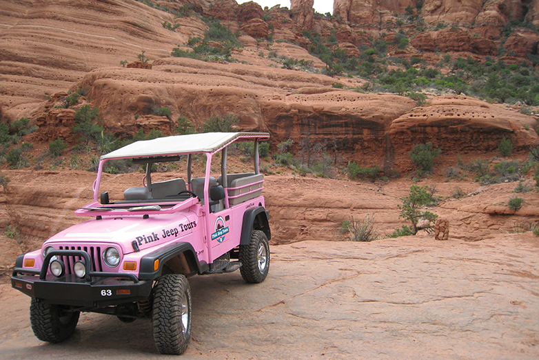 Pink Jeep Tours Focuses on Safety Using the Smith System