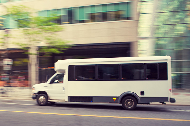 SMI-BLOG-What-to-Look-for-When-Selecting-a-Passenger-Transportation-Company